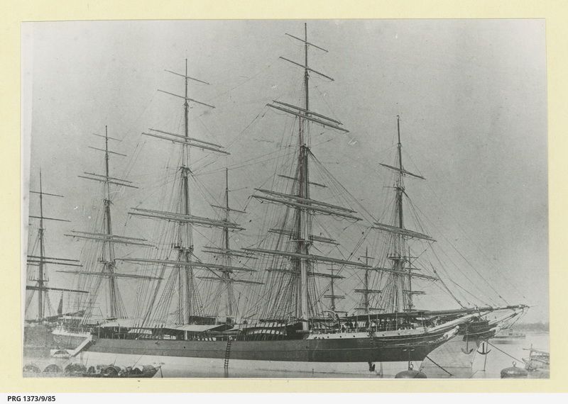 Die LAMMERMOOR in unbekanntem Hafen